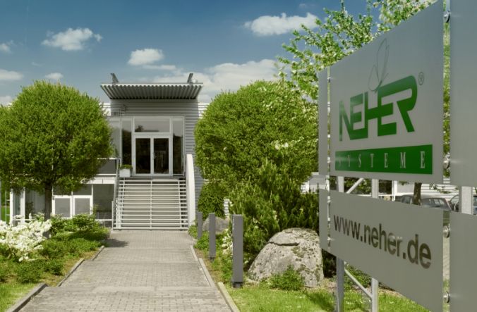 View of company building; 1996 new building in Wellendinger Straße